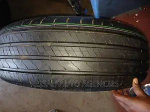 225/60 R 17 Good Year Tyres