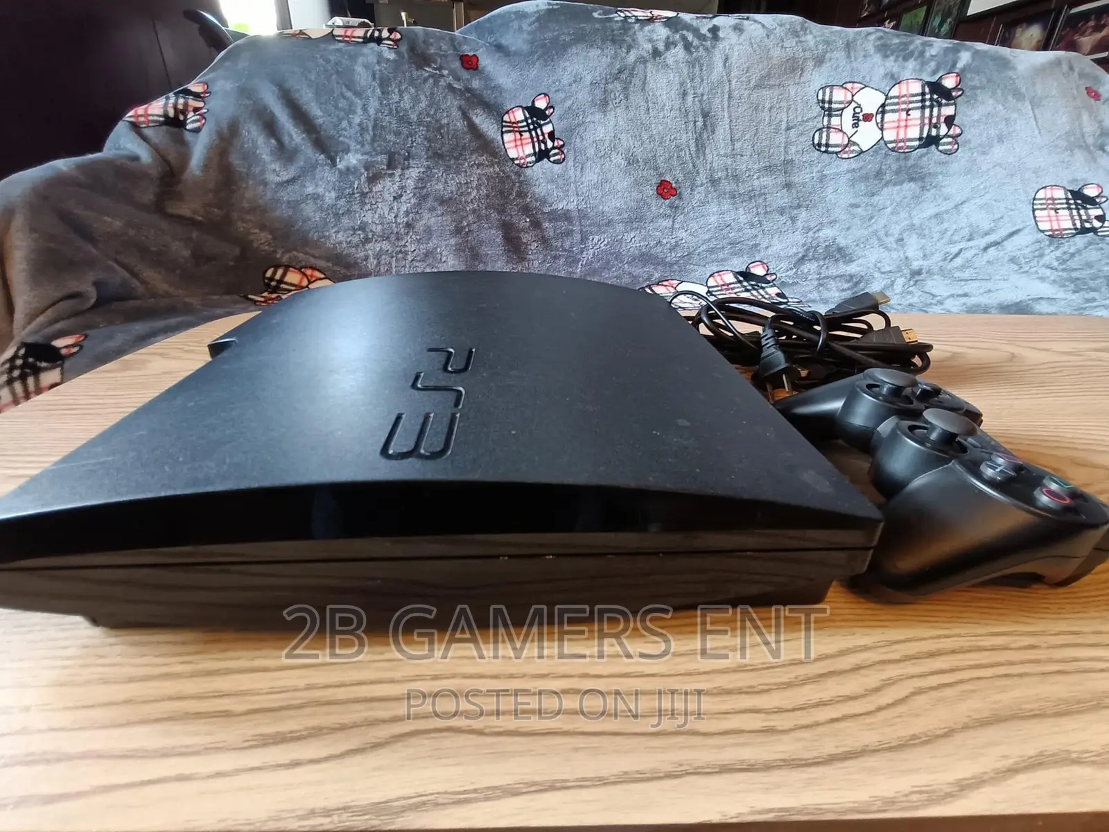 Ps3 Slim, 1 Pad, 15 Games