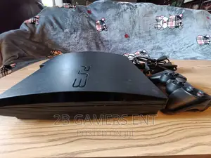 Ps3 Slim, 1 Pad, 15 Games