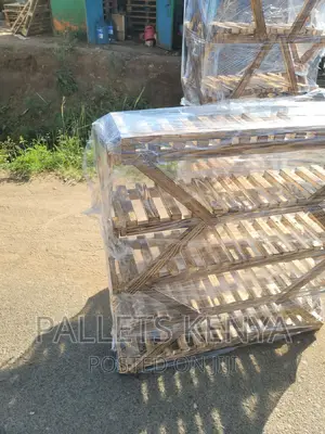 Pallet Shoe Rack- Strong and Stable Shoe Organizer. (#04,)