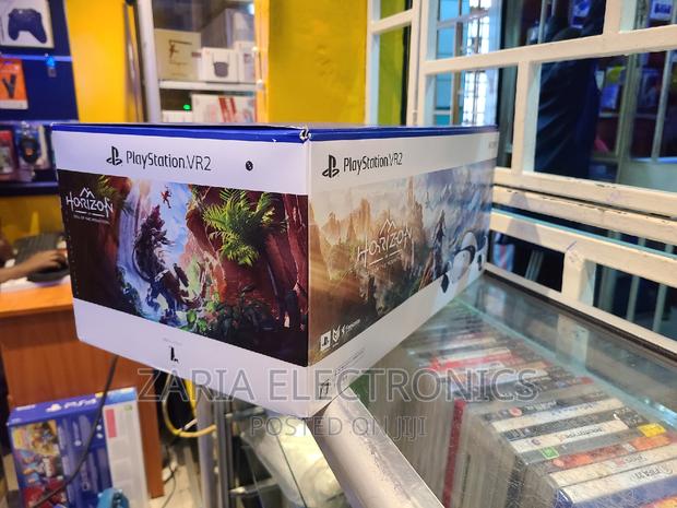 Sony Playstation VR 2 With Horizon Game - thumbnail 3
