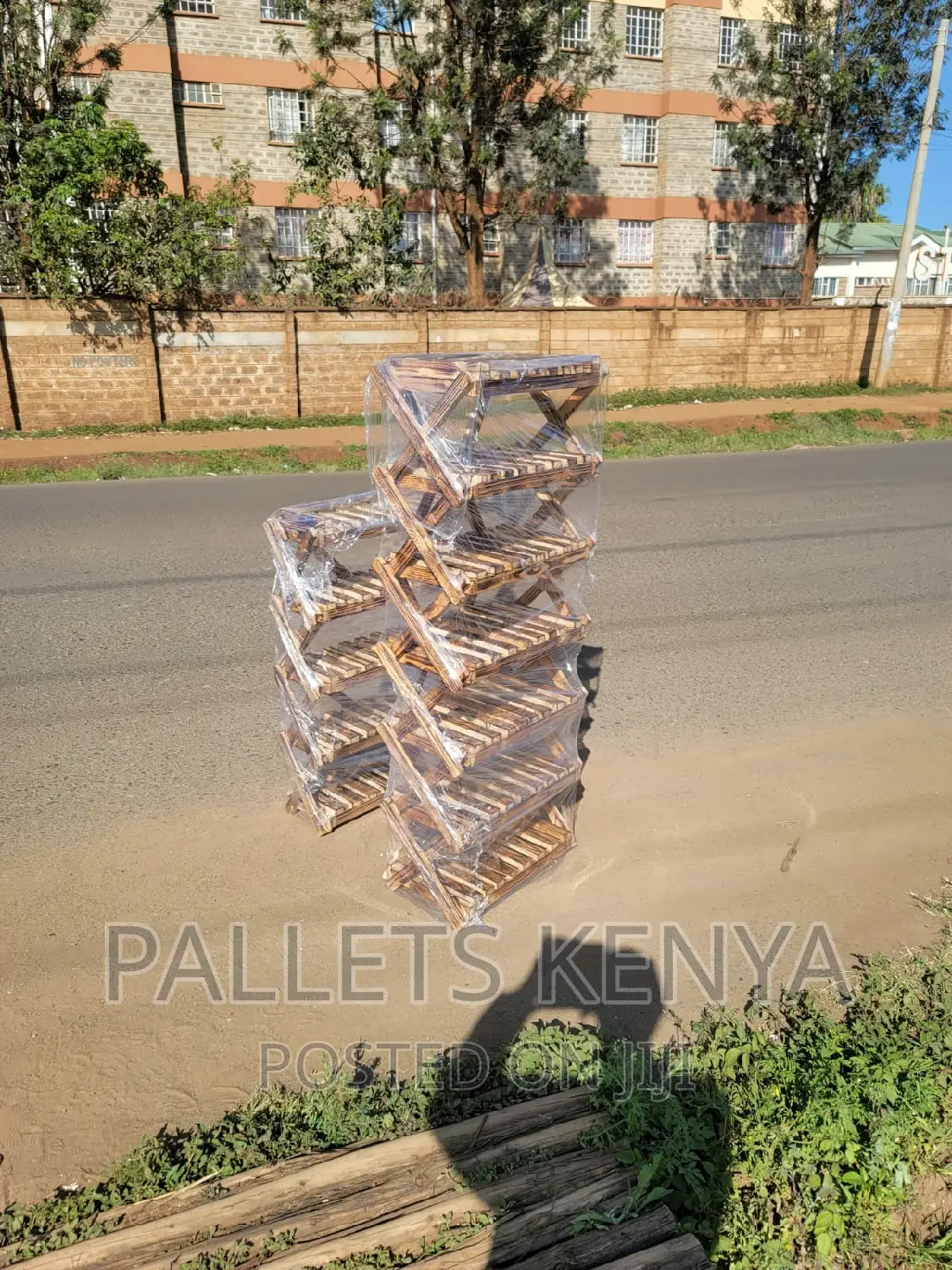 Pallet Shoe Rack- Strong and Stable Shoe Organizer. (#)