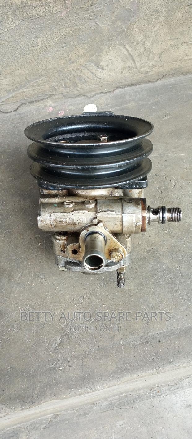 Mitsubishi 4jg2 Streering Pump - thumbnail 3