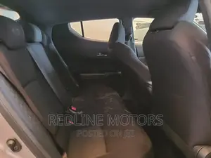 Toyota C-HR 2017 Gold