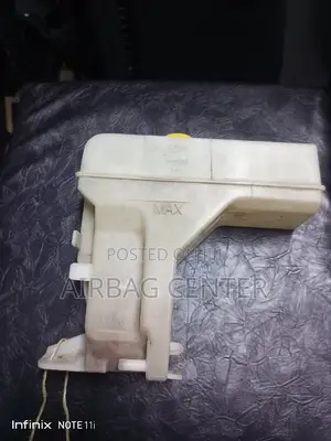 B15/ Nt 30 Coolant Bottle