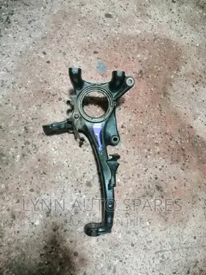 Toyota V8 200series Hub Knuckle (Arm)