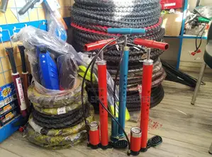 Metallic Bicycle Foot Pumps (Gauge, Gas Tank)