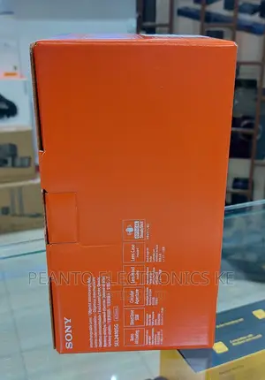 Sony FE 24-105mm F/4g OSS Zoom Lens