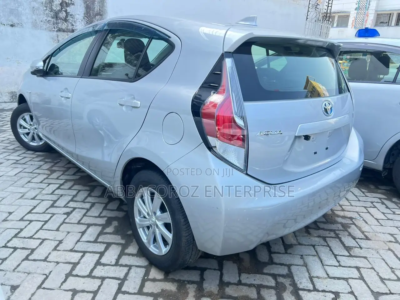 Toyota Aqua 2016 Silver