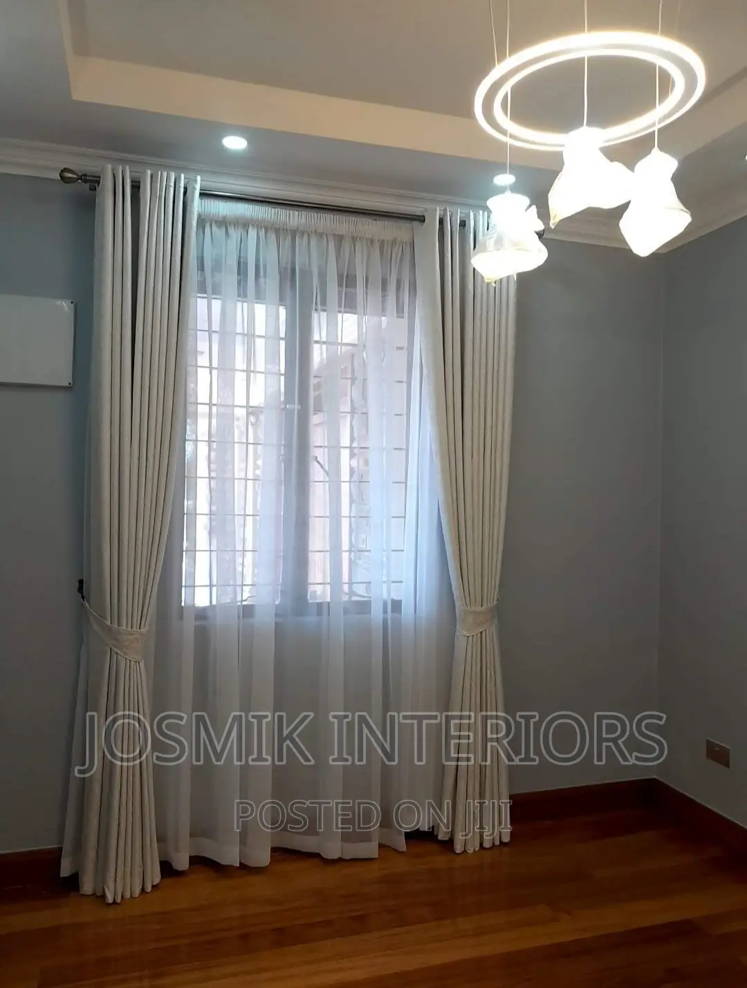 Mosquito and Curtain Rods