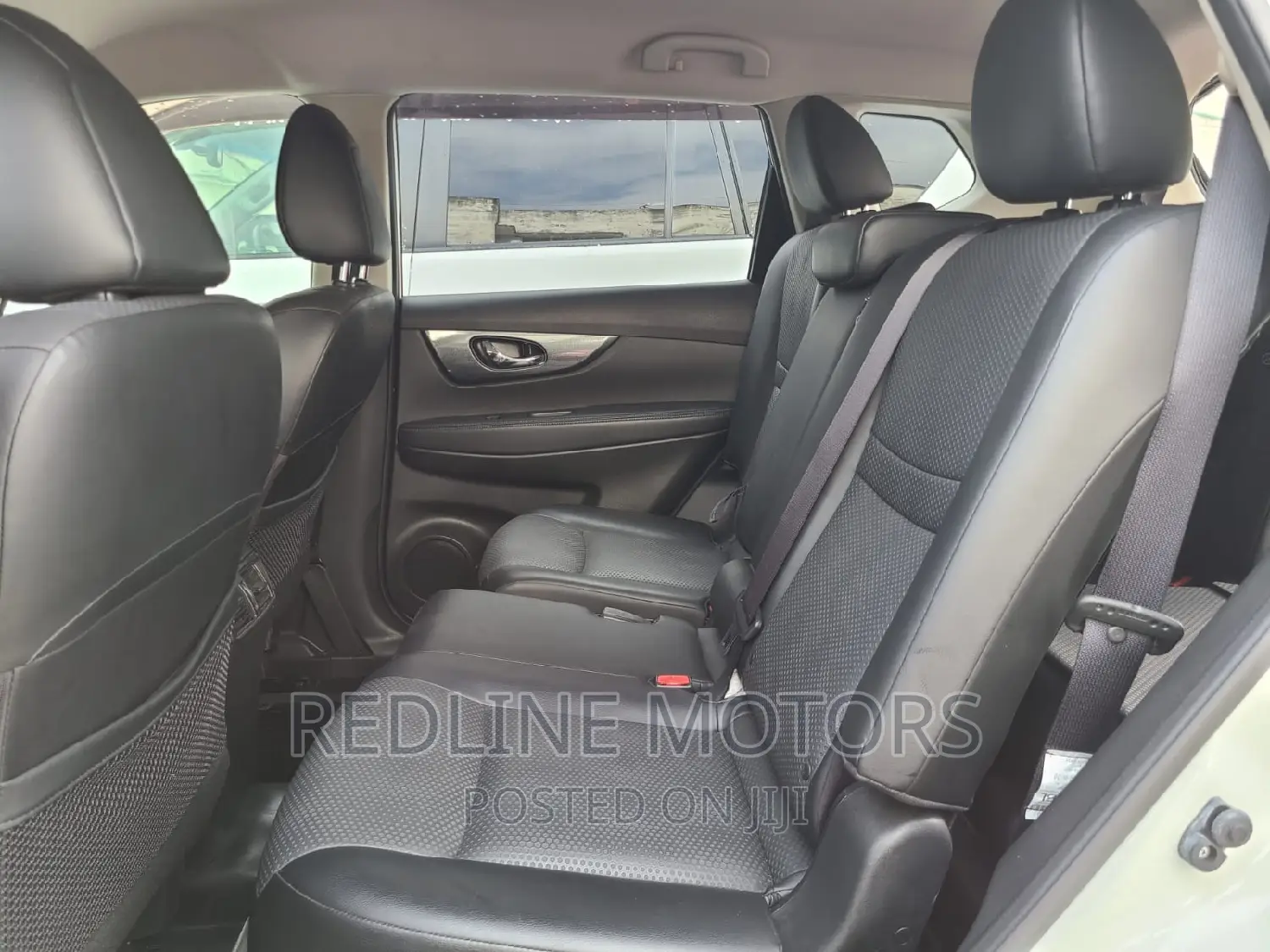 Nissan X-Trail 2.0 Petrol AWD 2016 Pearl