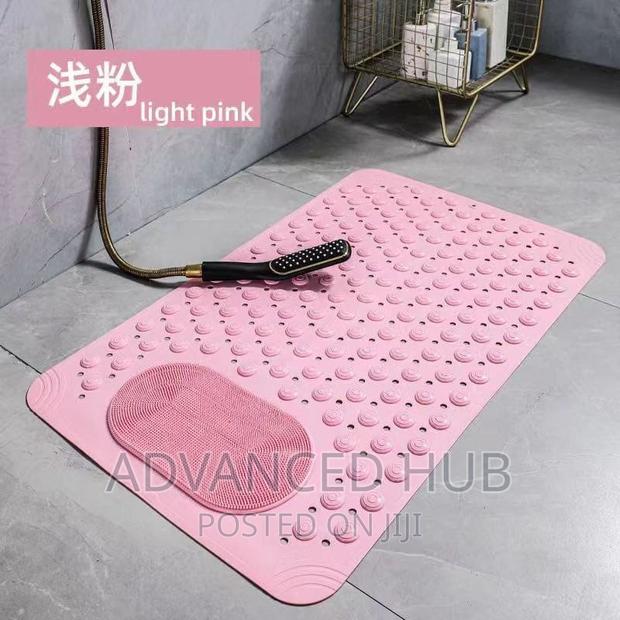 Bathroom Antislip Mat With Lazy Scrubber - thumbnail 5