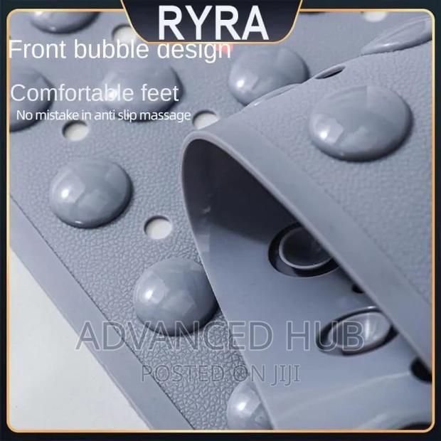 Bathroom Antislip Mat With Lazy Scrubber - thumbnail 8