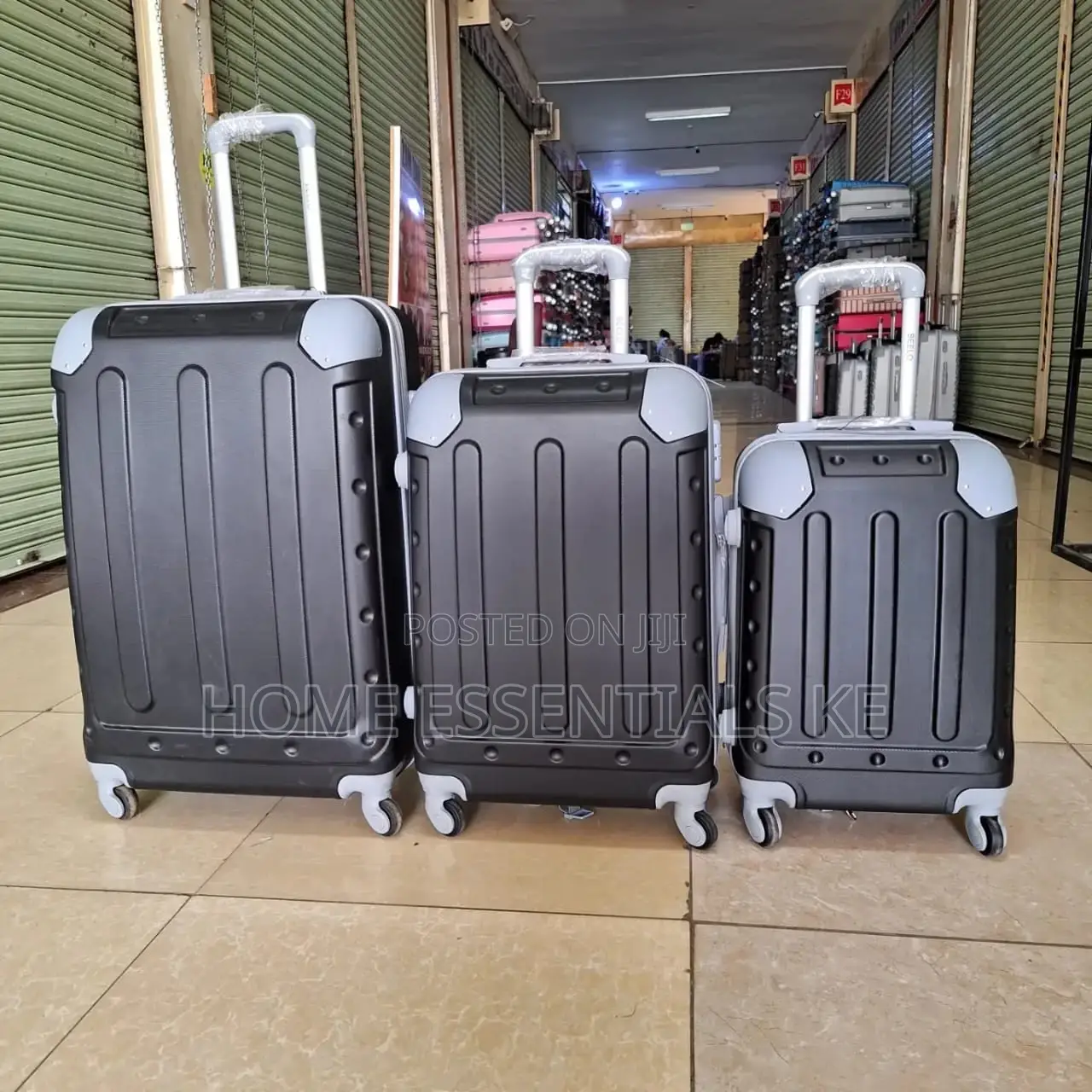 3 in 1 Plastic Suitcases Set -Different Colours