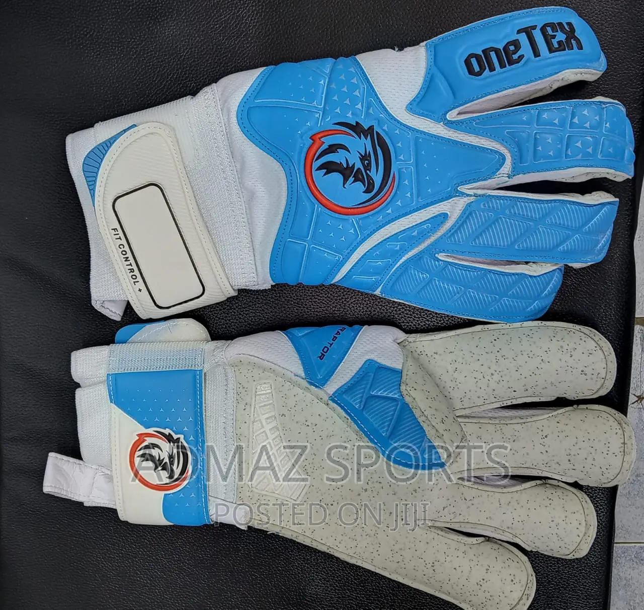 One Tex Goalkeeper Gloves