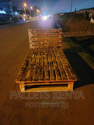 Pallet Bed- 4*6blazed Pallet Bed.(#RD02)