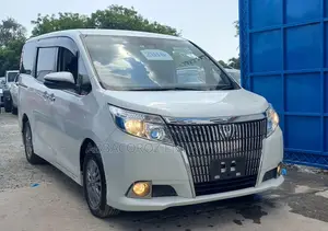 Toyota Esquire 2016 Pearl