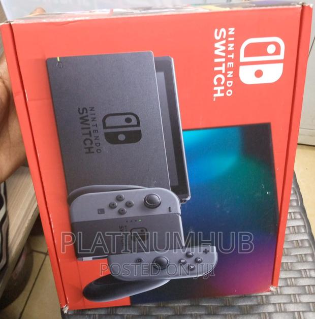 Console Switch Nintendo - main view