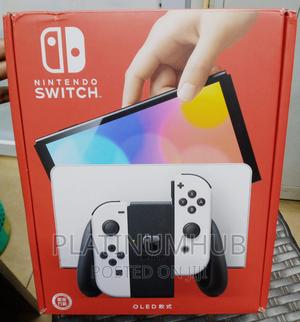 White Nintendo Switch Oled Console - thumbnail 2