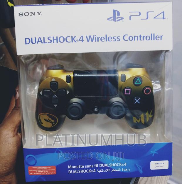 MK Playstation 4 Controller - main view