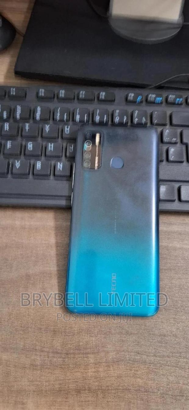 Tecno Spark 5 32 GB Black - main view