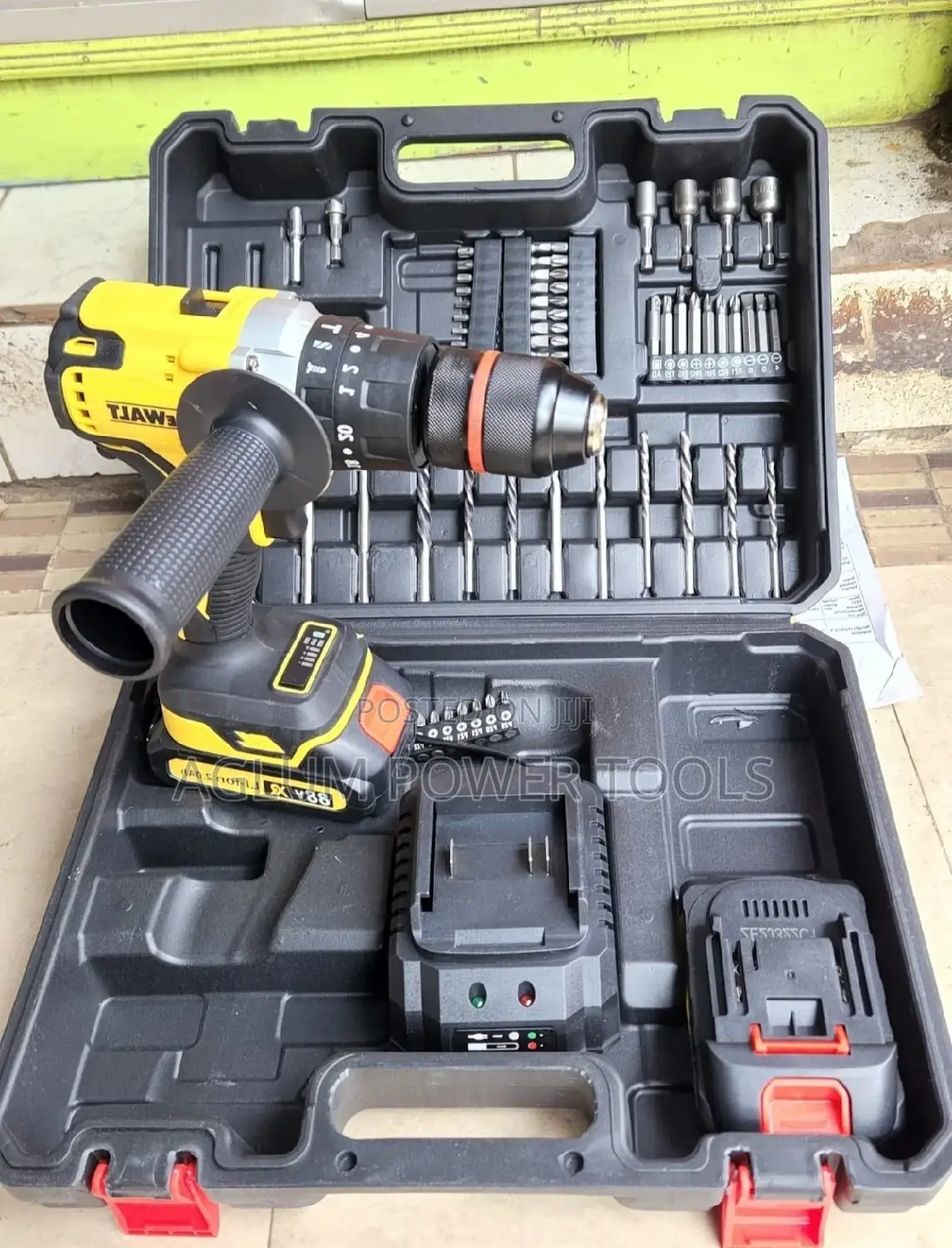 Dewalt Cordless Drill 88V With Toolbox