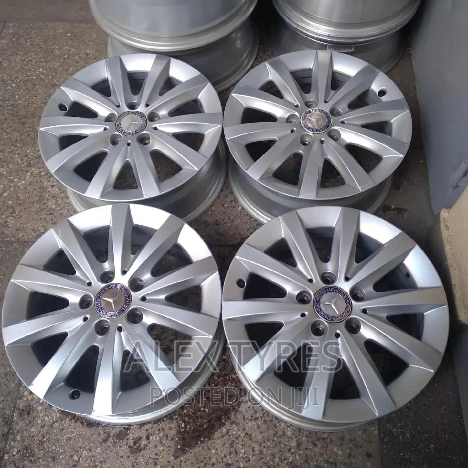 Size 16 Inches Mercedes Alloy Rims Set