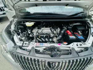 Toyota Esquire 2.0 FWD (8 seater) 2016 Gray