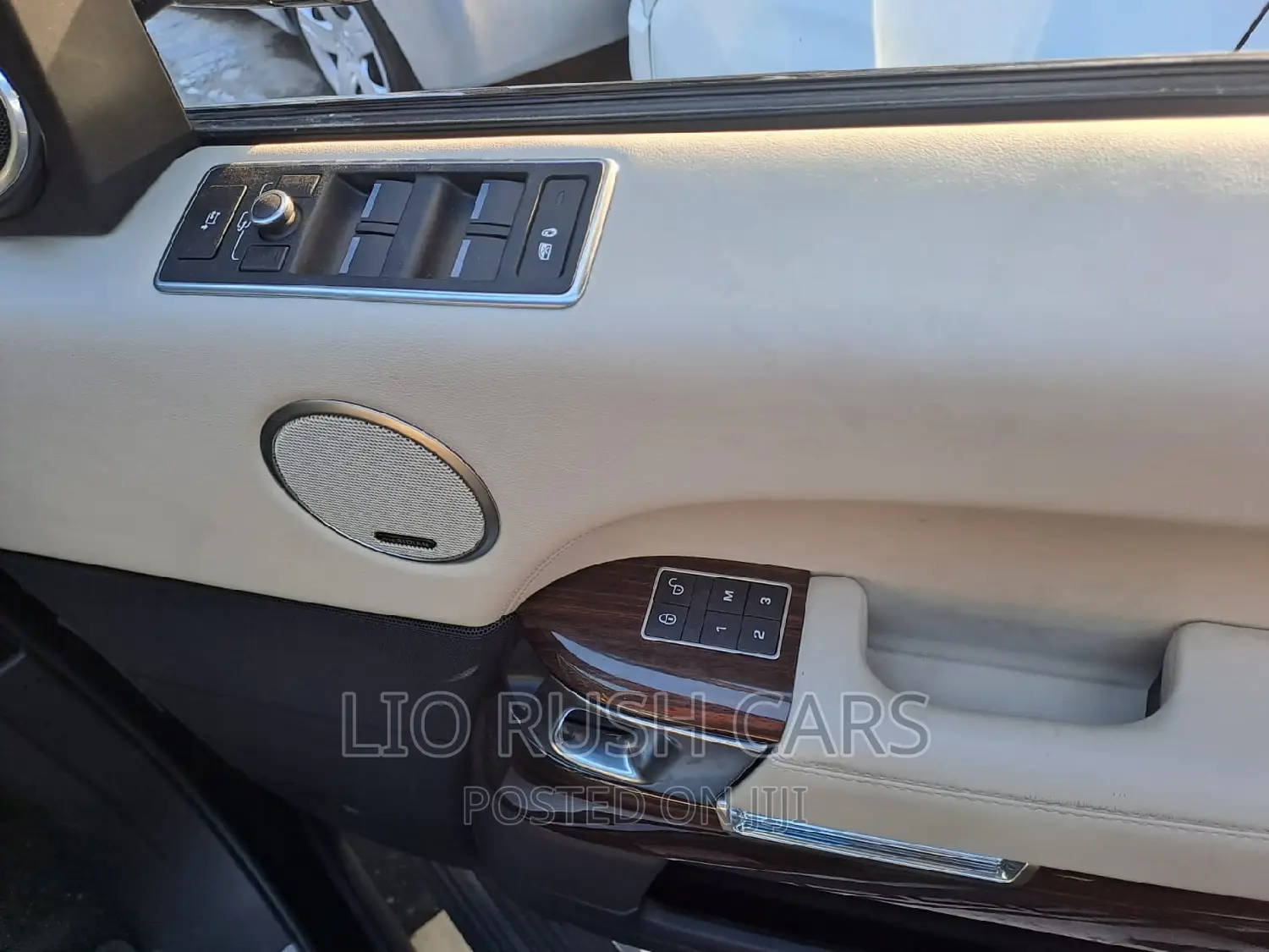Land Rover Range Rover Vogue 2017 Black