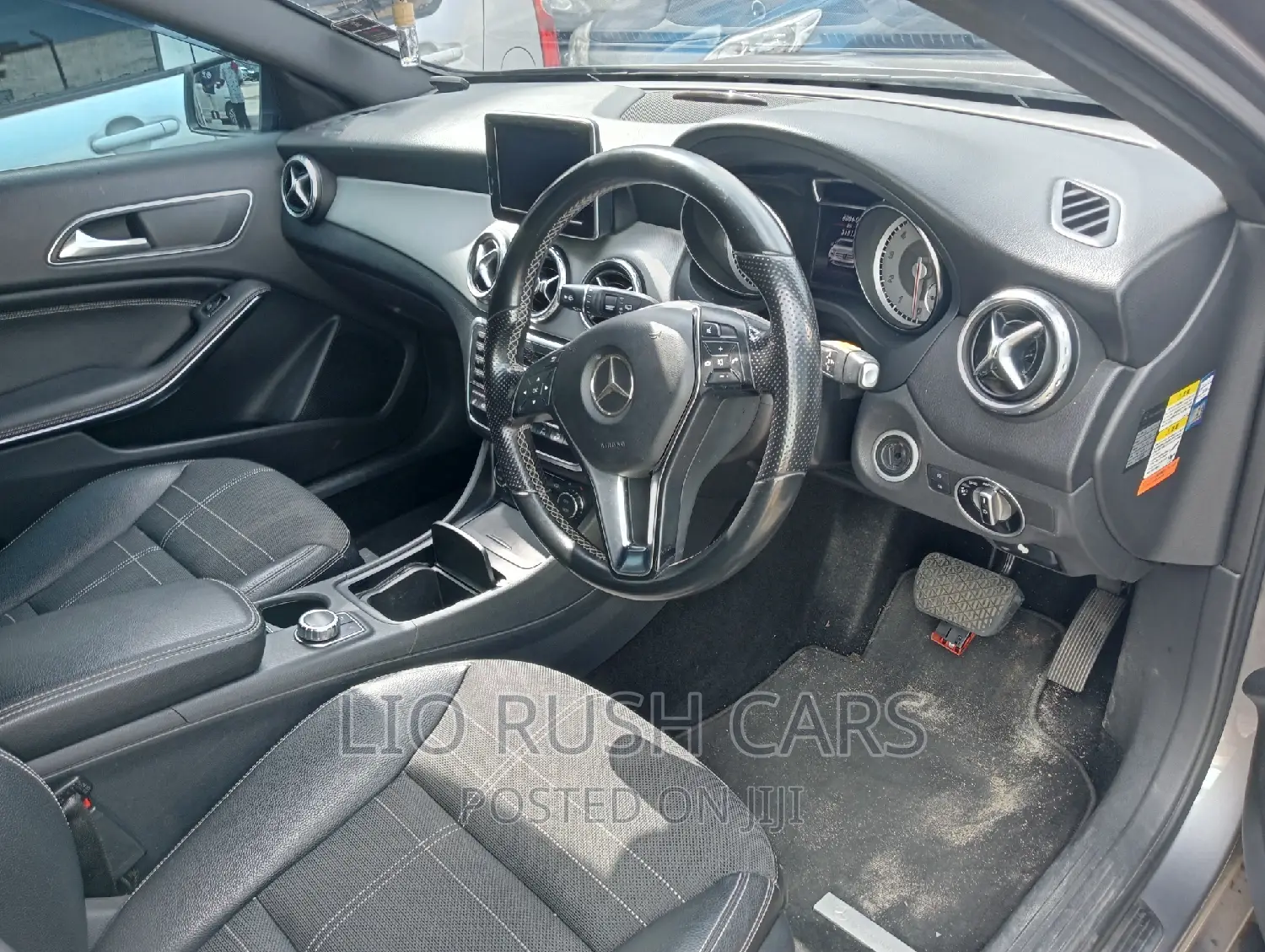 Mercedes-Benz GLA 250 2015 Gray