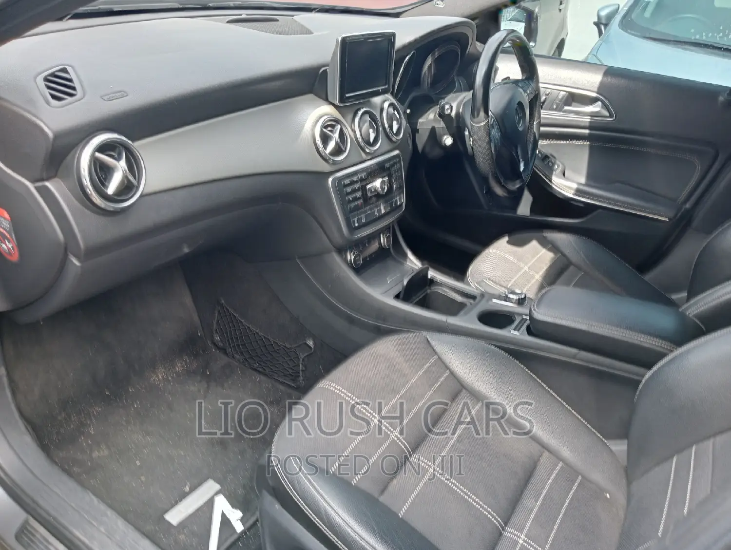 Mercedes-Benz GLA 250 2015 Gray