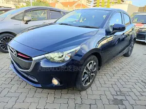 Mazda Demio 2016 Purple