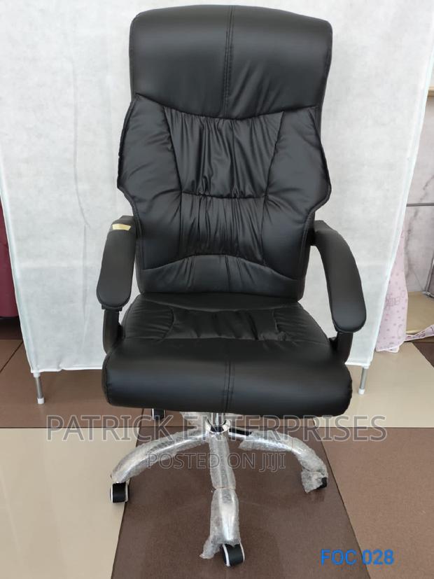 Executive Imported Morden Office Leather Chair - thumbnail 3