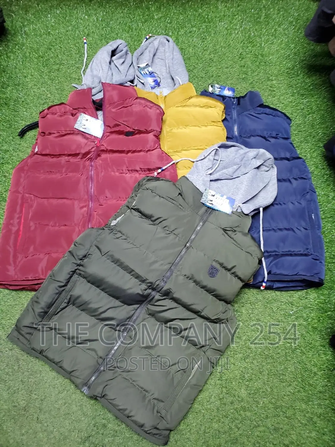 Legit Quality Men's Assorted Padded Half Jackets