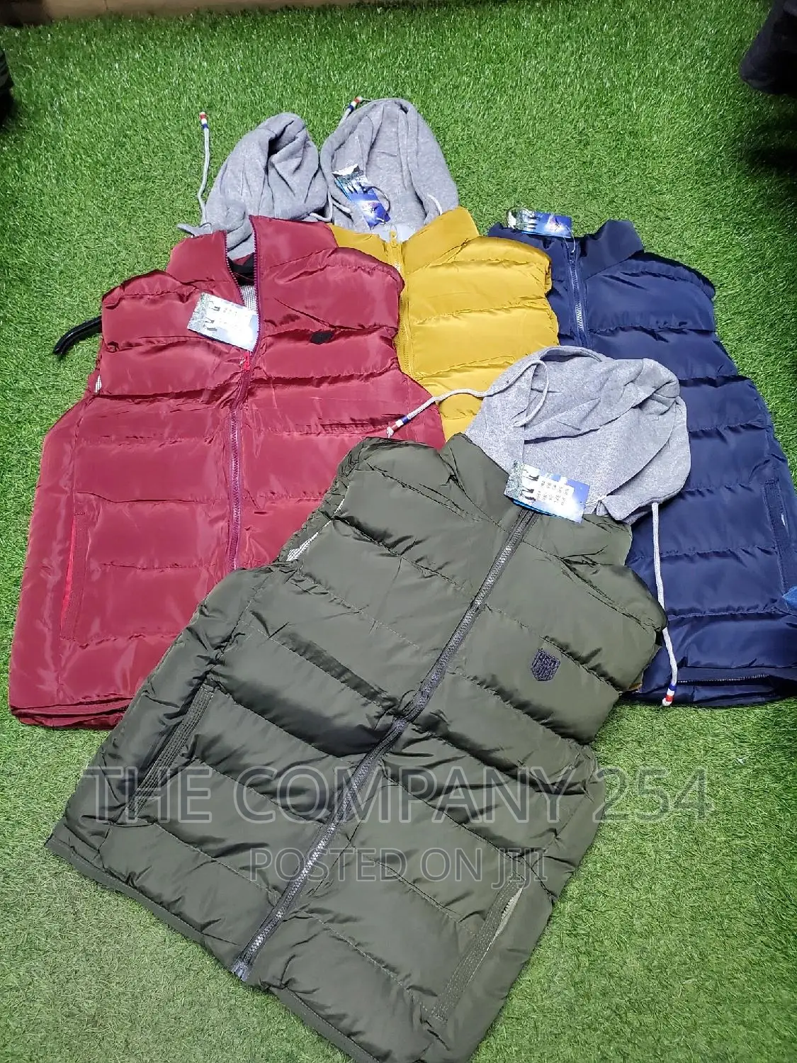 Legit Quality Men's Assorted Padded Half Jackets