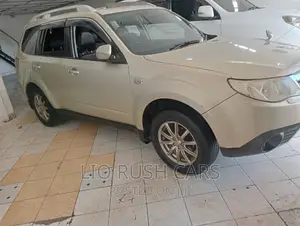Subaru Forester 2011 Gold