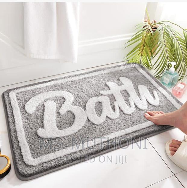 Big Size Bathroom Mat Size 50cm*80cm Fluffy