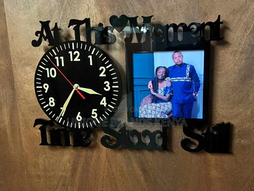Wall Hangings and Customized Wall Clock