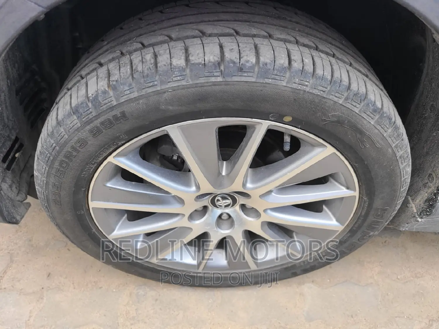 Toyota RAV4 LE AWD (2.5L 4cyl 6A) 2016 Blue
