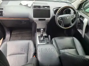 Toyota Land Cruiser Prado 2.8 2017 Black