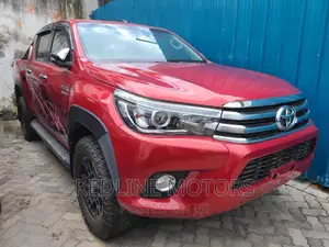 Toyota Hilux 2016 Red