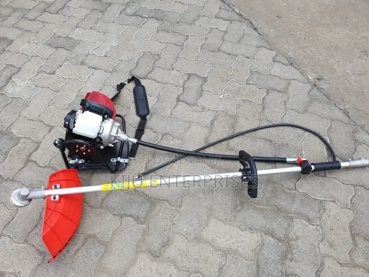 4 Stroke Brush Cutter Machine Available
