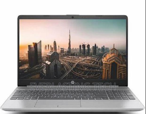 New Laptop HP 250 G8 8GB Intel Core i5 SSD 512GB - main view