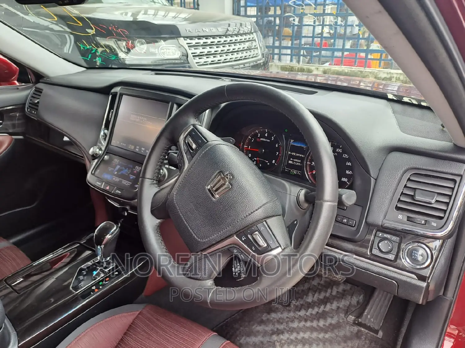 Toyota Crown 2016 Red