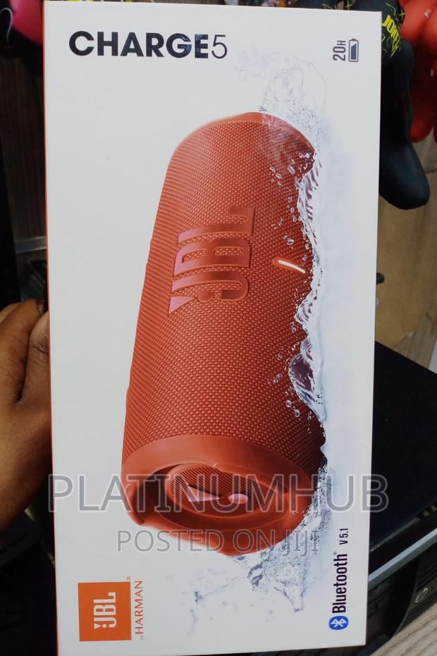 Red Speaker Charge 5 - main view