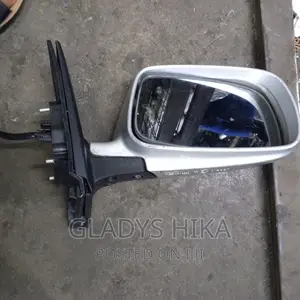 Ex Japan Side Mirror for Nze Old Model on Sale