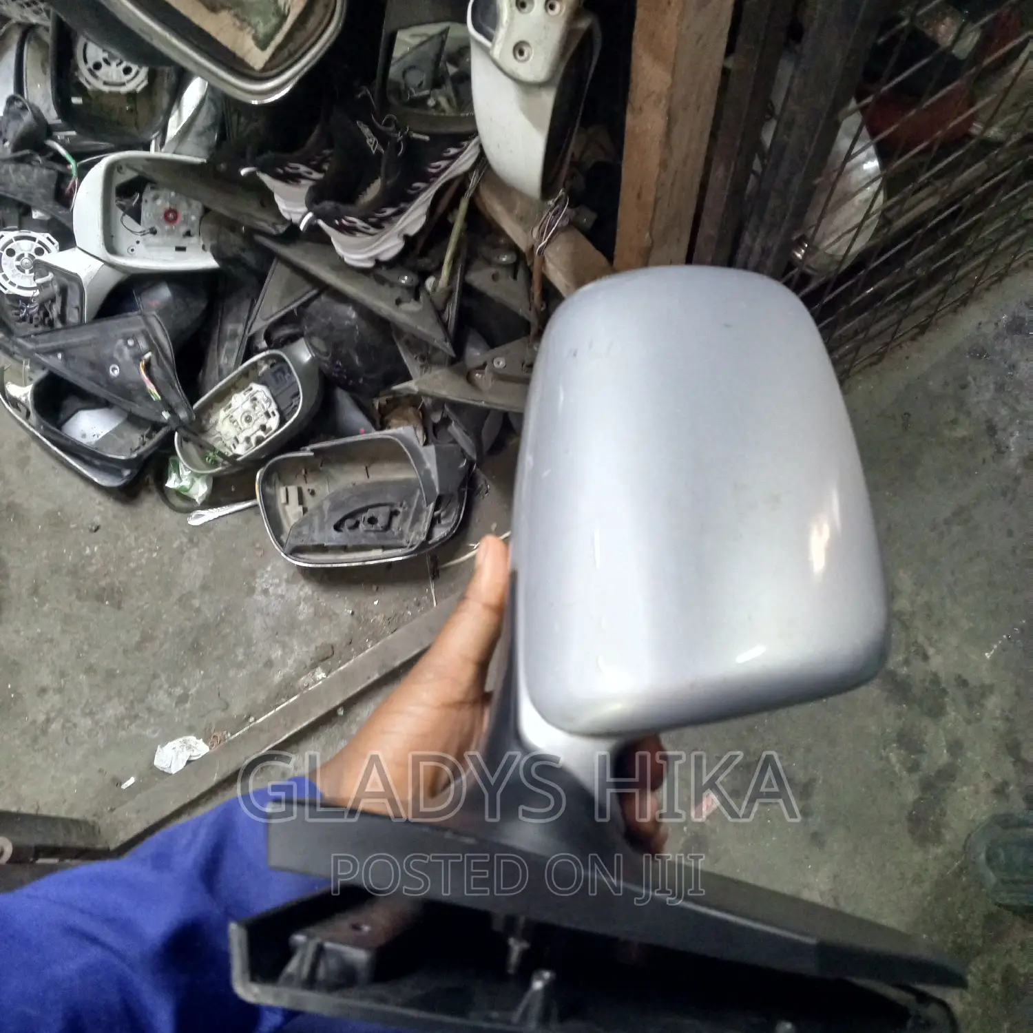 Ex Japan Side Mirror for Nze Old Model on Sale