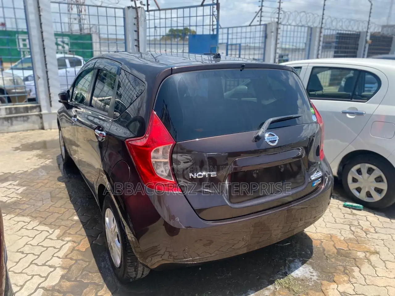 Nissan Note 2016 Brown