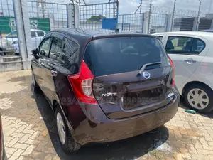 Nissan Note 2016 Brown