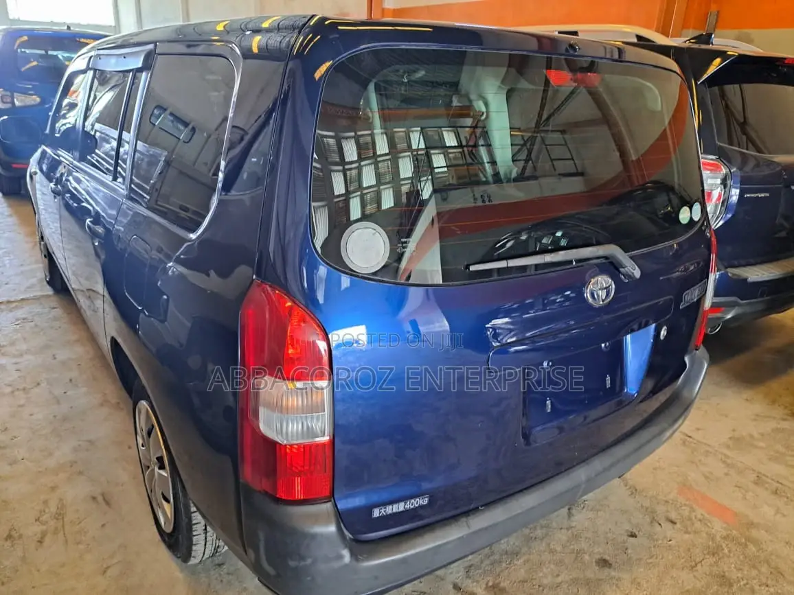 Toyota Succeed 2016 Blue